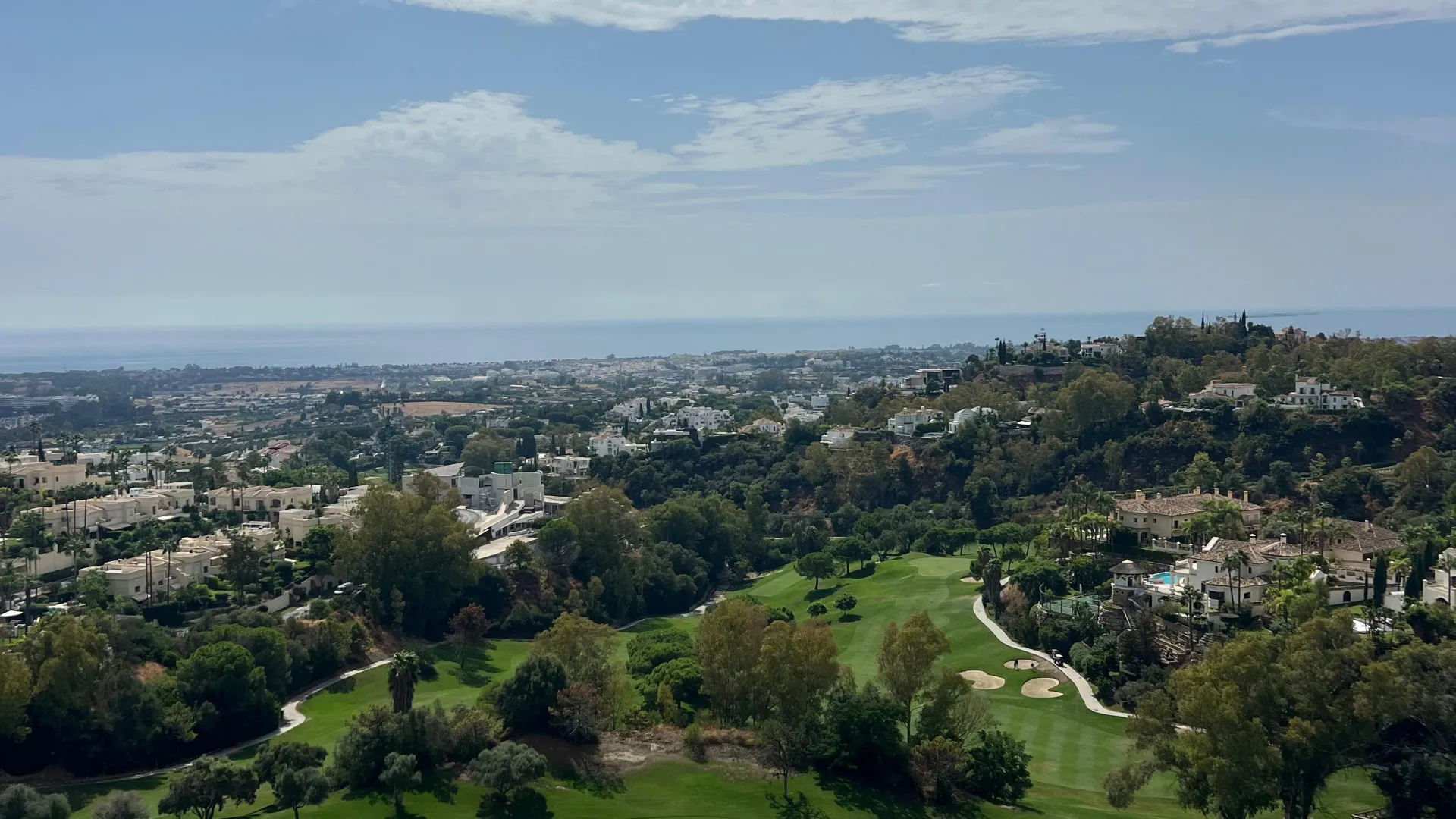 Se vende Ático con 3 dormitorios en La Quinta Golf