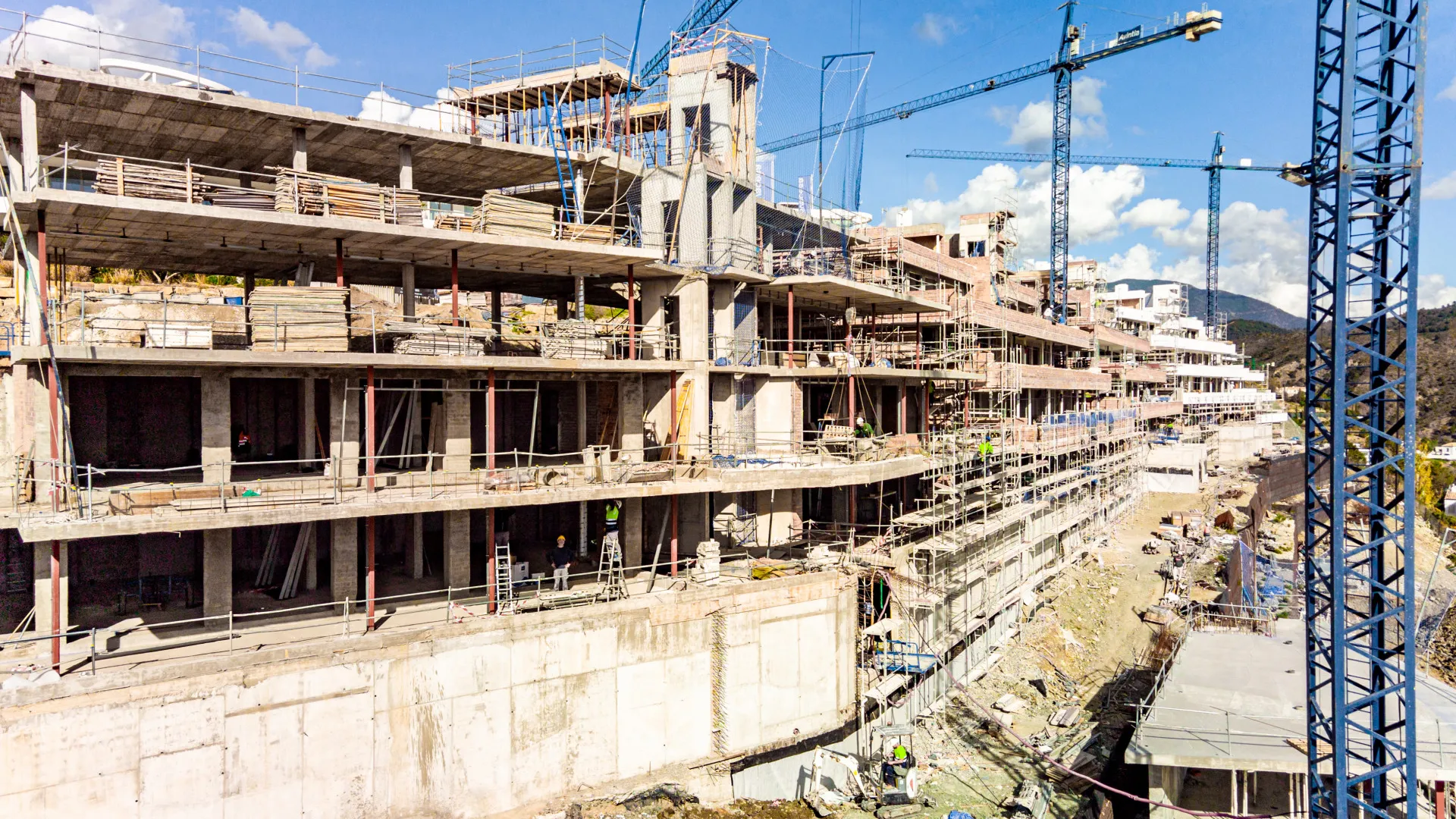 For sale ground floor apartment in La Quinta Golf with 3 bedrooms