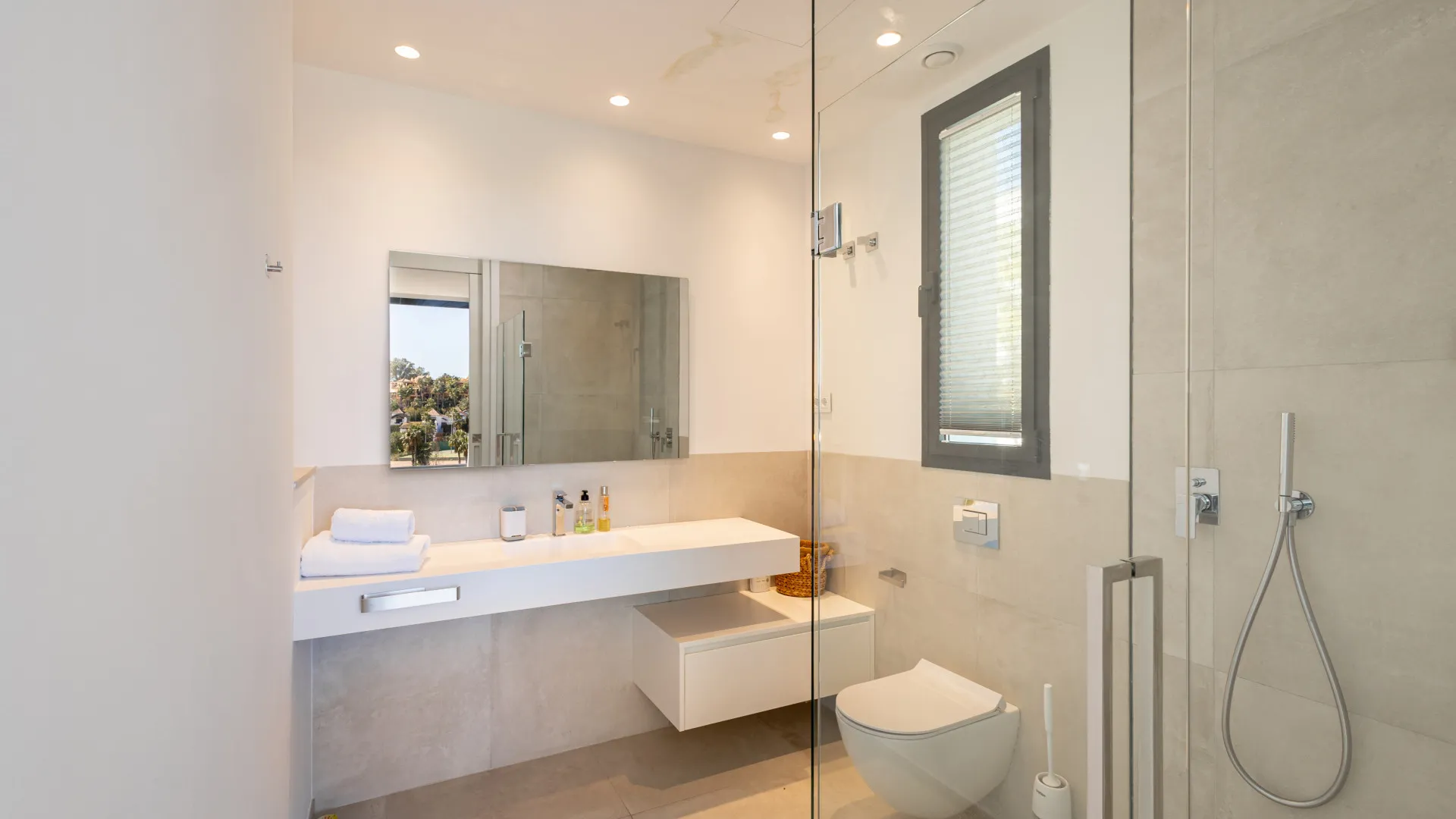 For sale El Campanario villa with 4 bedrooms
