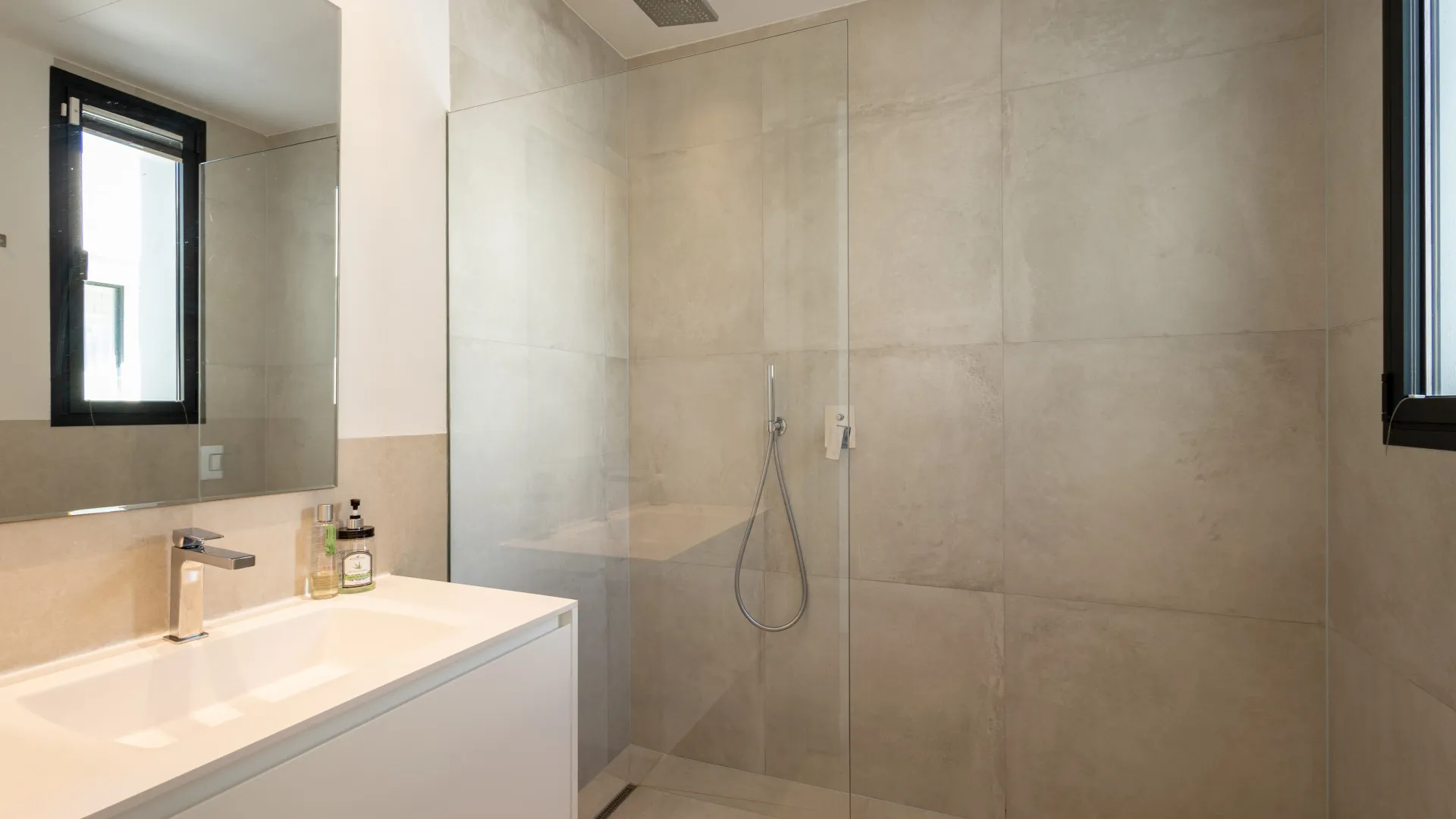 For sale El Campanario villa with 4 bedrooms