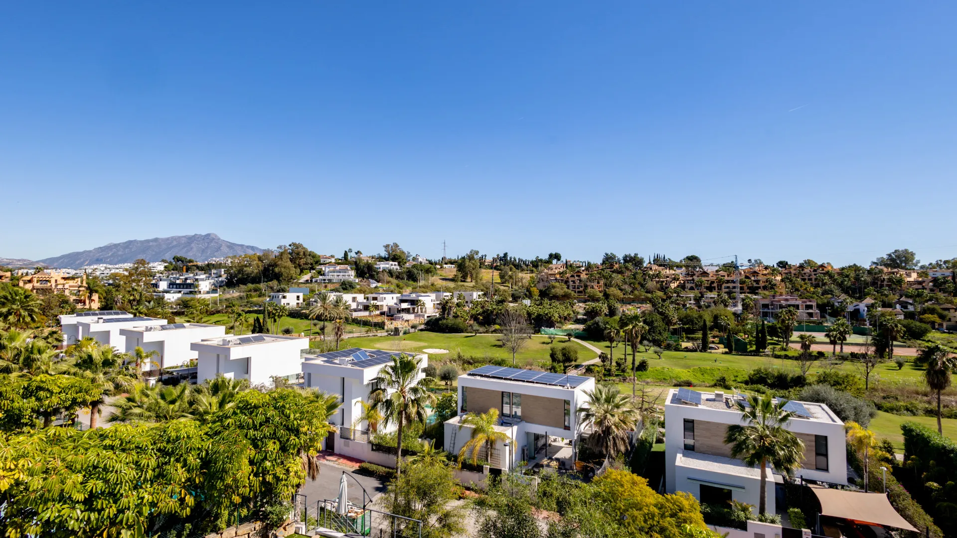 For sale El Campanario villa with 4 bedrooms