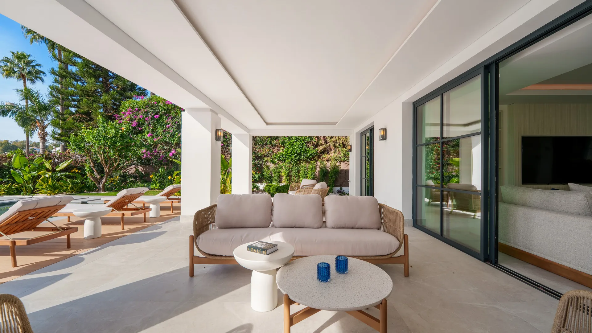 5 bedrooms villa in La Quinta for sale