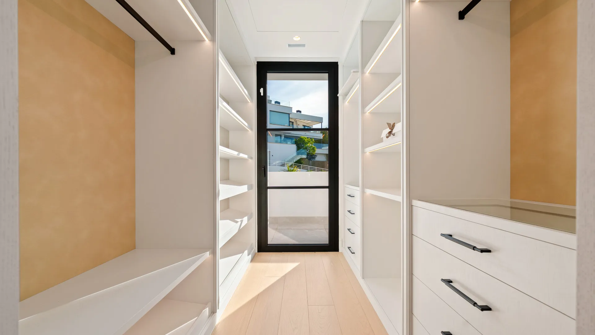 5 bedrooms villa in La Quinta for sale