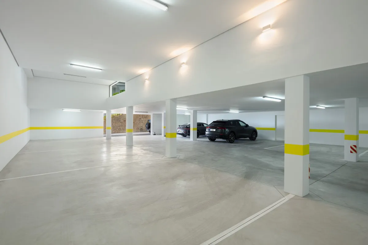 Villa de 7 dormitorios en venta en El Paraiso