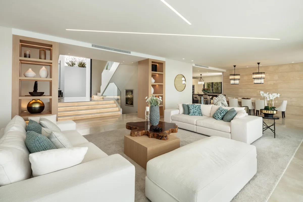 Villa de 7 dormitorios en venta en El Paraiso