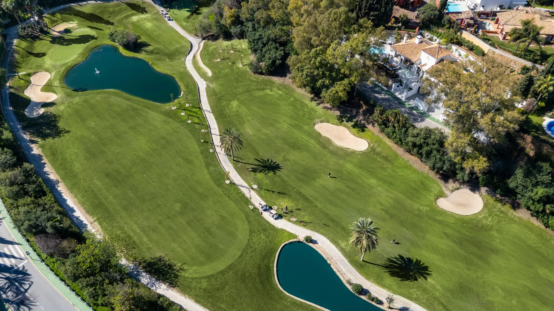 Villa de 5 dormitorios a la venta en El Herrojo