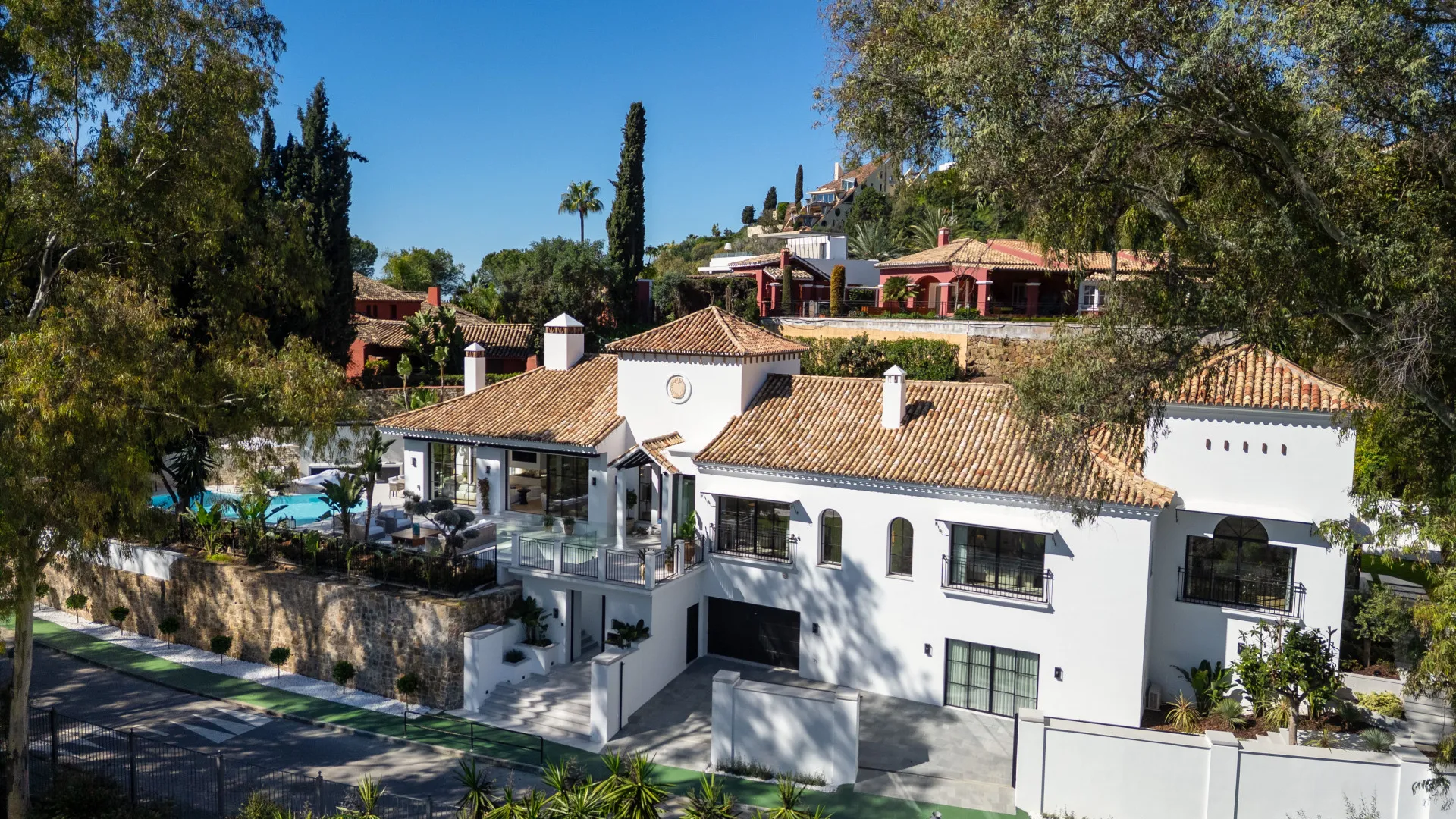 Villa de 5 dormitorios a la venta en El Herrojo