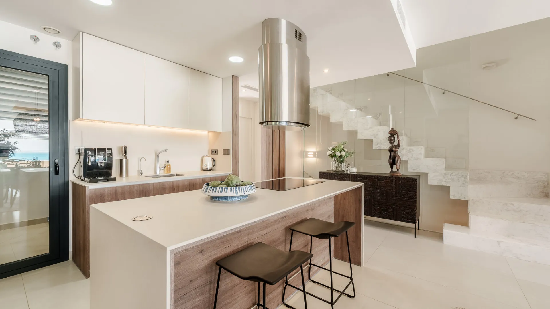 Villa pareada en venta con 5 dormitorios en Marbella - Puerto Banus