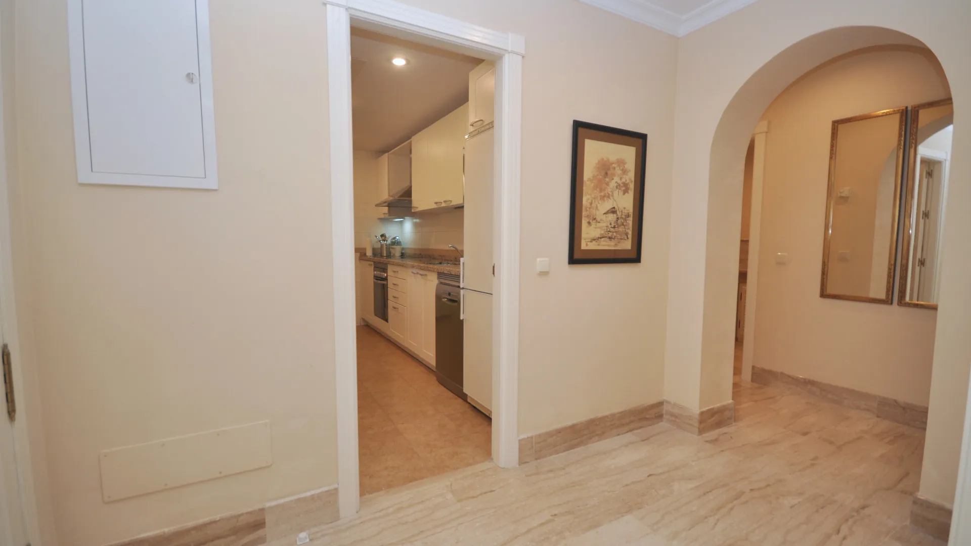 For sale apartment with 2 bedrooms in Alhambra del Golf