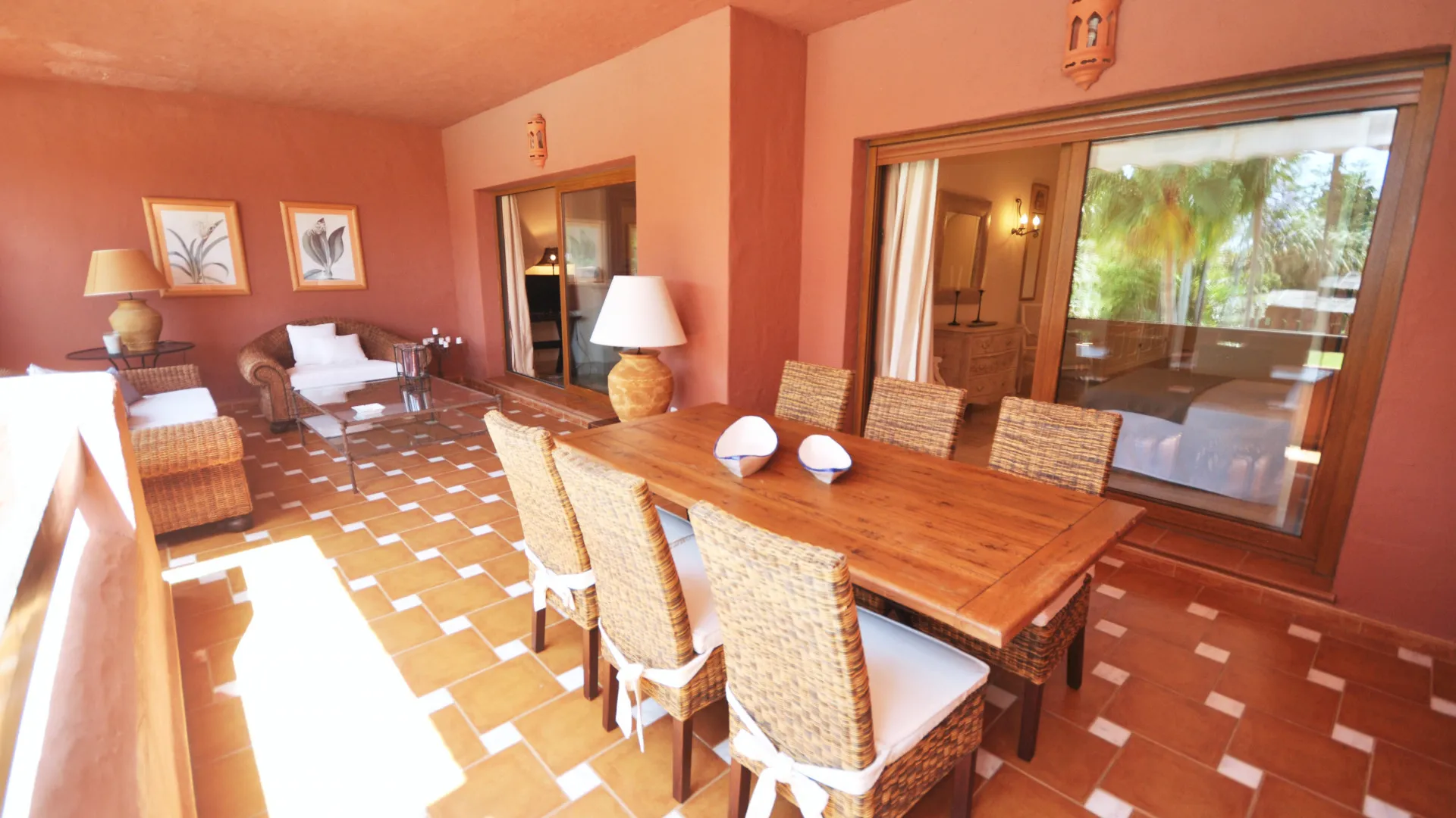 For sale apartment with 2 bedrooms in Alhambra del Golf