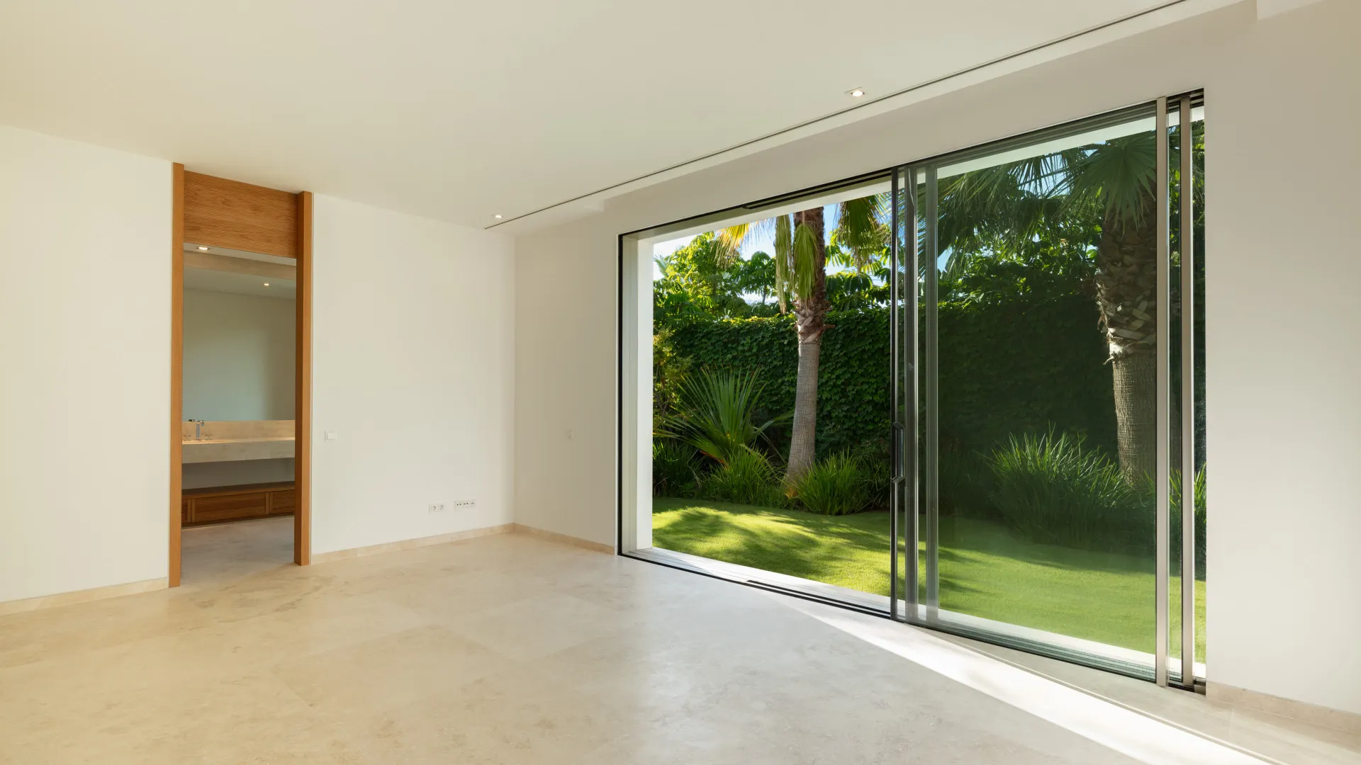 5 bedrooms villa in Finca Cortesin for sale