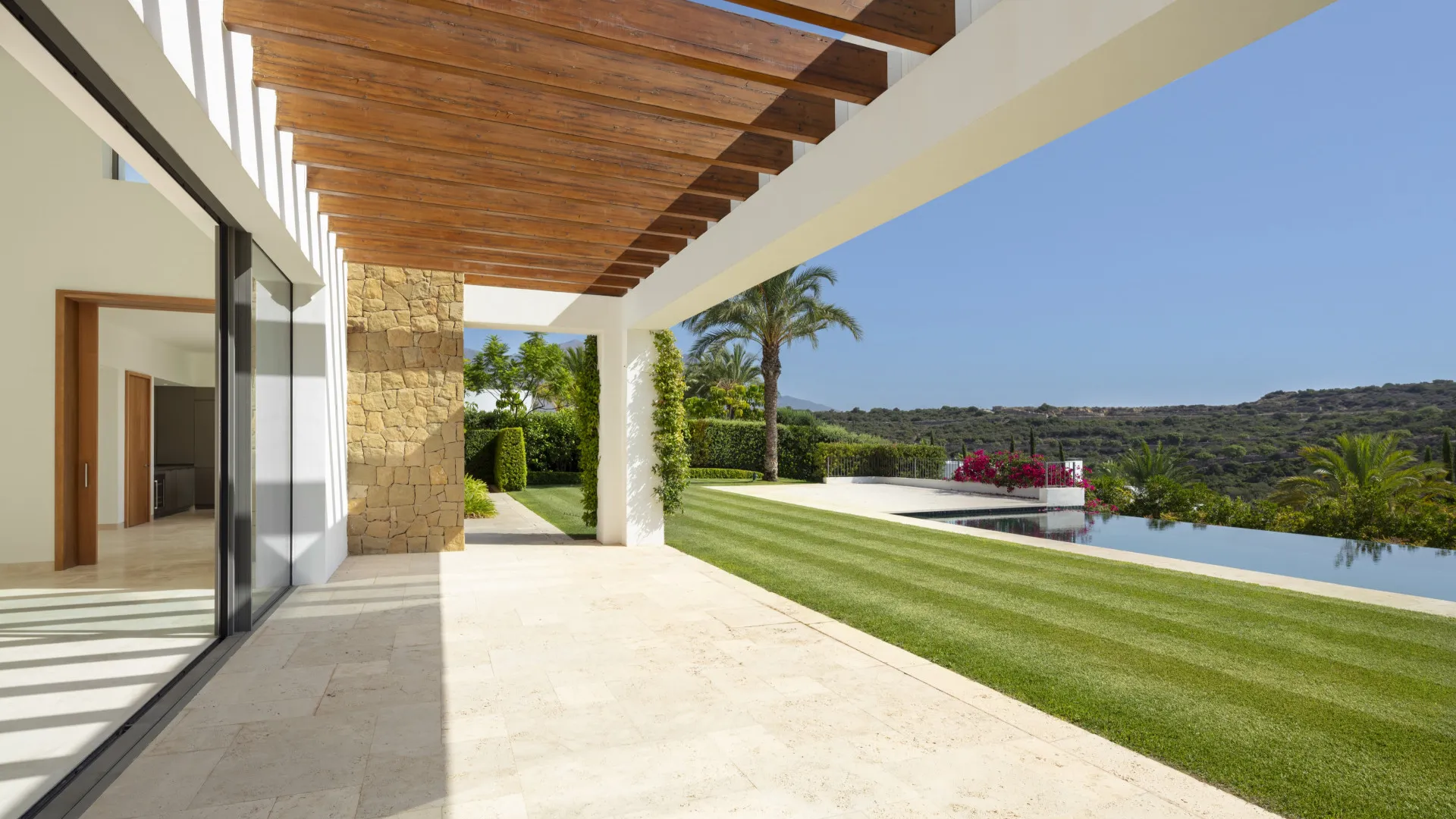 Villa for sale in Finca Cortesin