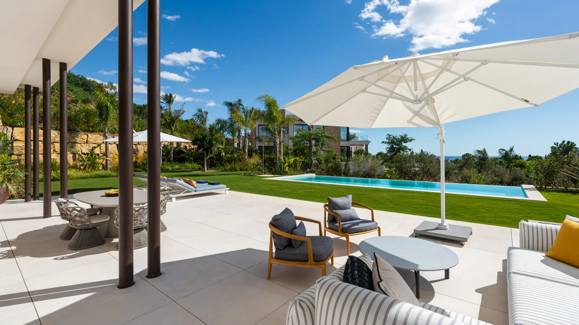 For sale villa in Marbella Hill Club with 5 bedrooms