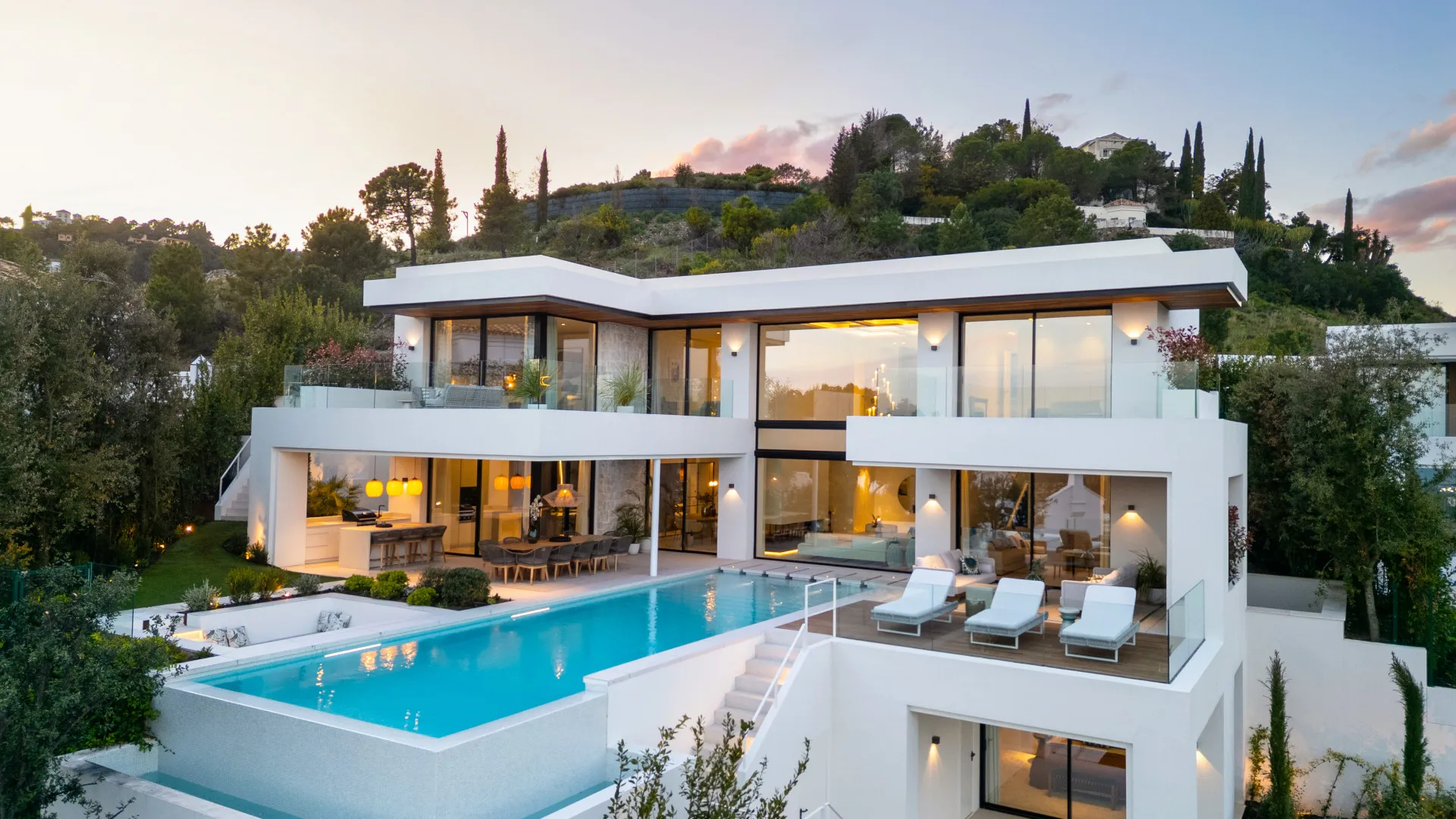 For sale villa with 6 bedrooms in Lomas de La Quinta