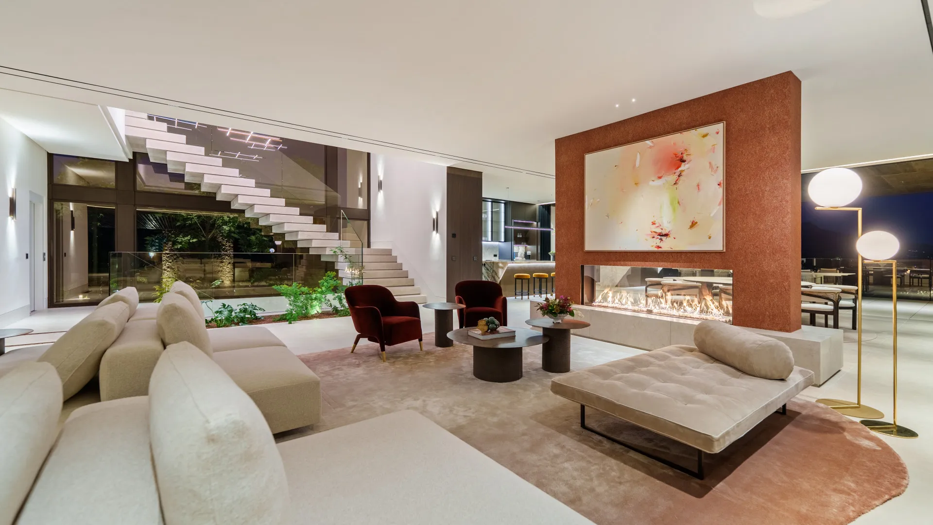 8 bedrooms La Quinta villa for sale