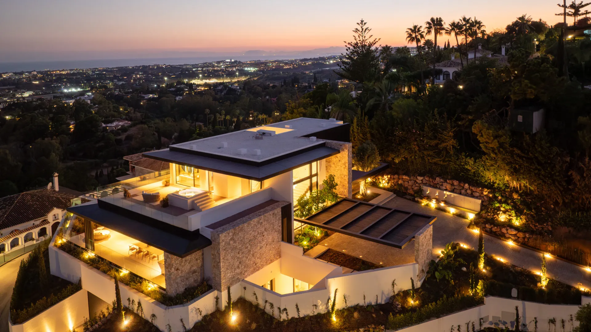 8 bedrooms La Quinta villa for sale