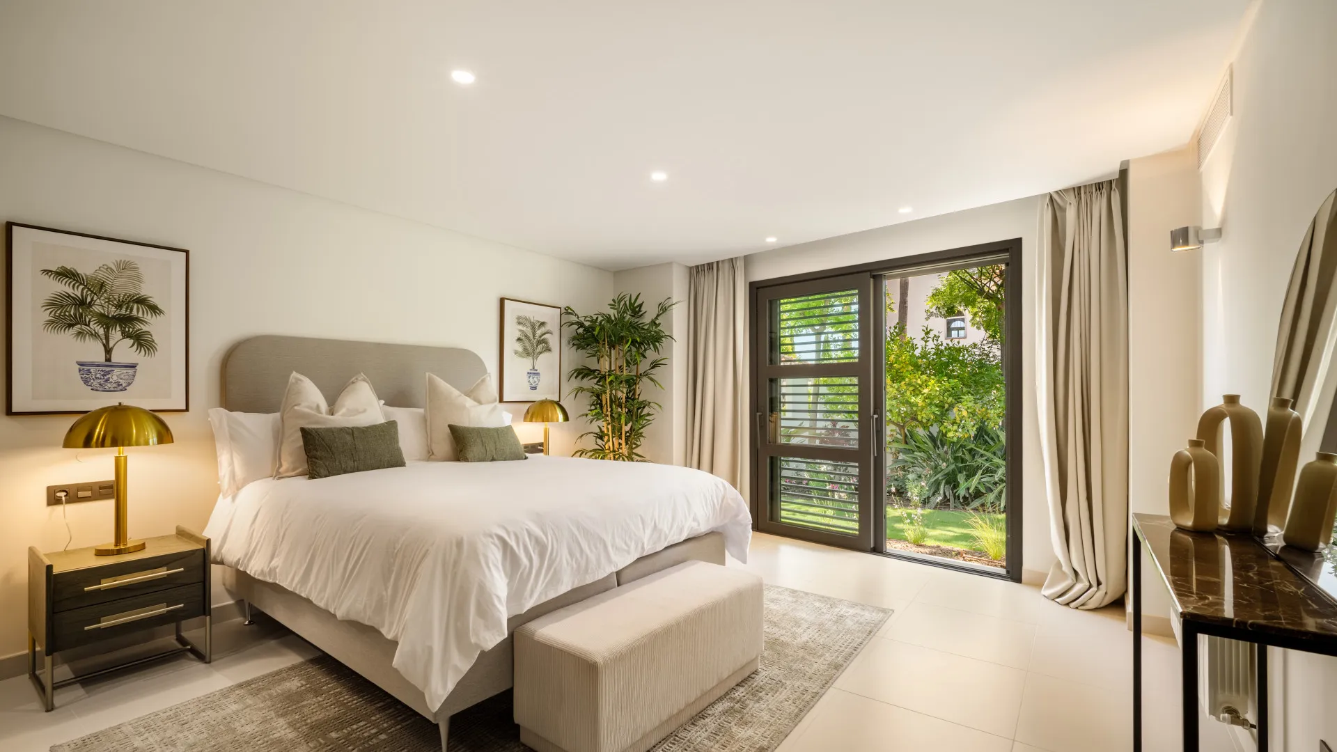 For sale La Cerquilla villa with 5 bedrooms