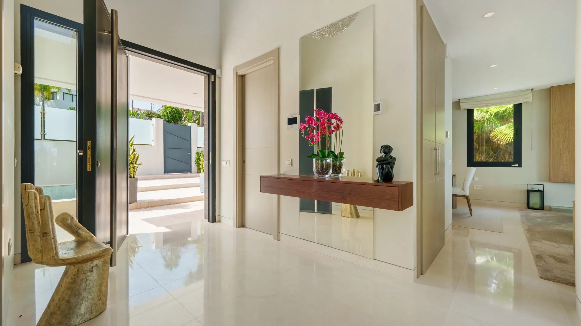 For sale Nueva Andalucia villa