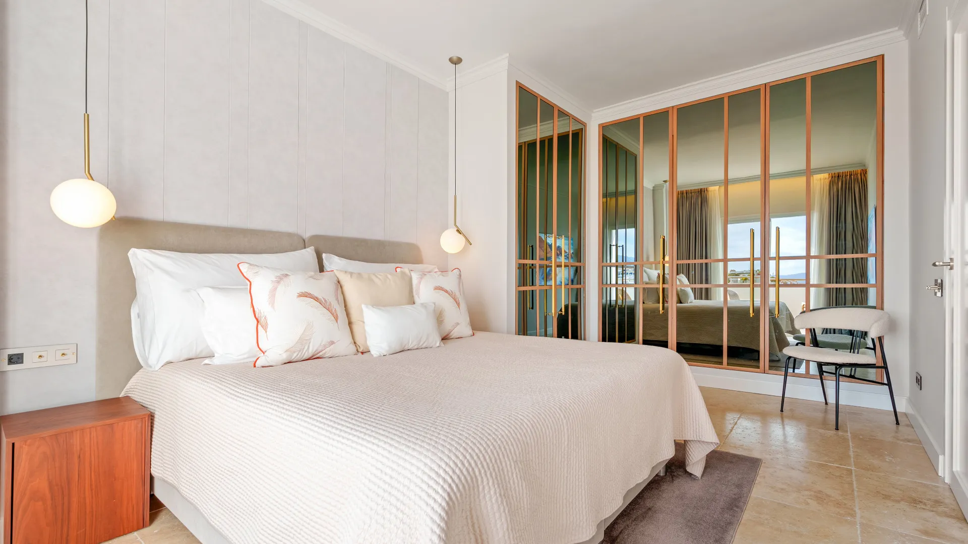 For sale Andalucia del Mar apartment with 2 bedrooms