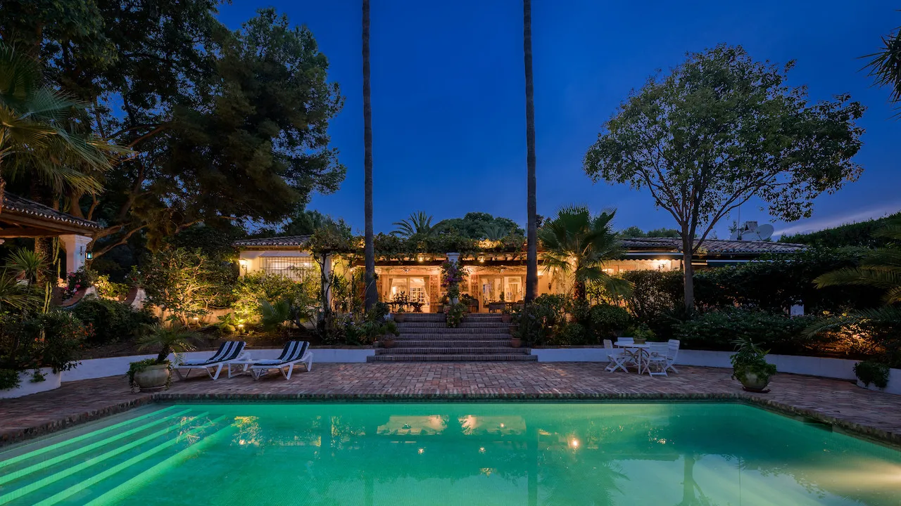 Benahavis, villa en venta con 6 dormitorios