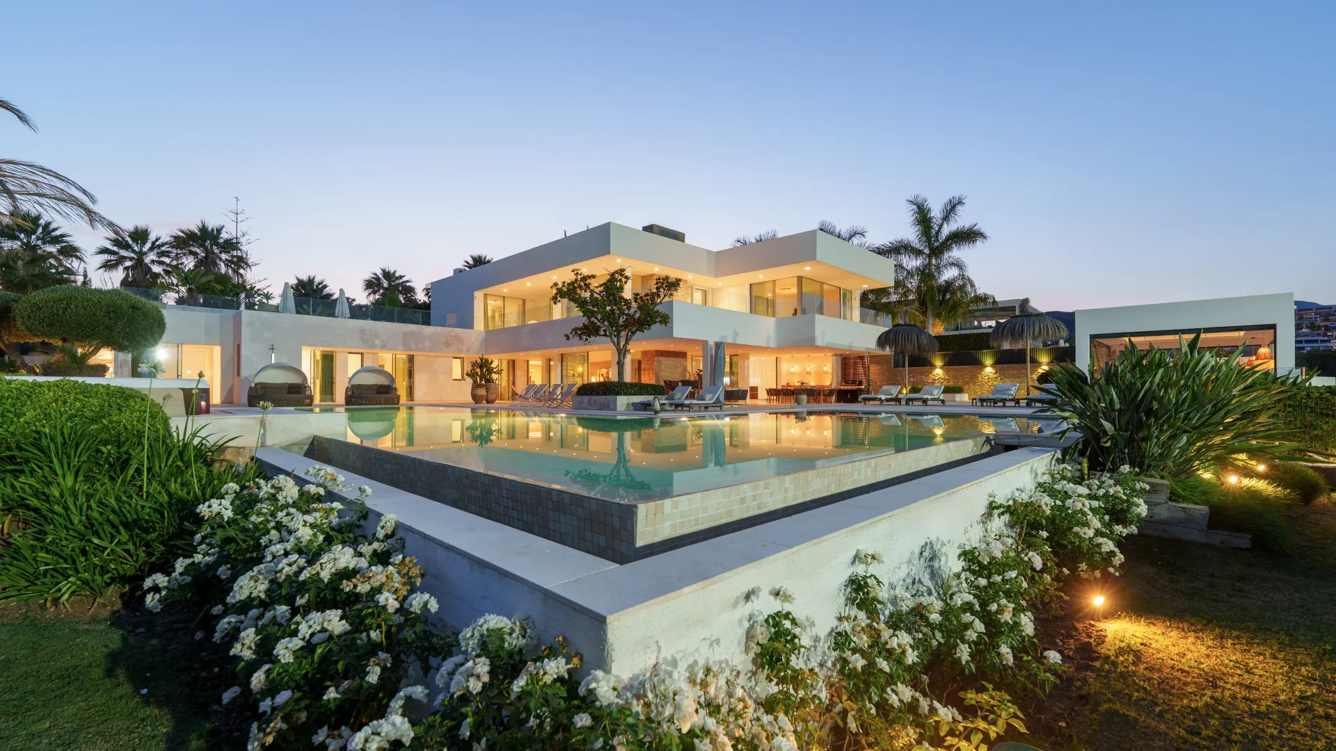 For sale La Cerquilla villa with 7 bedrooms