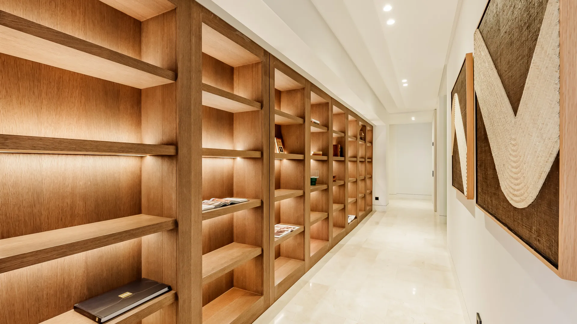 8 bedrooms La Quinta villa for sale