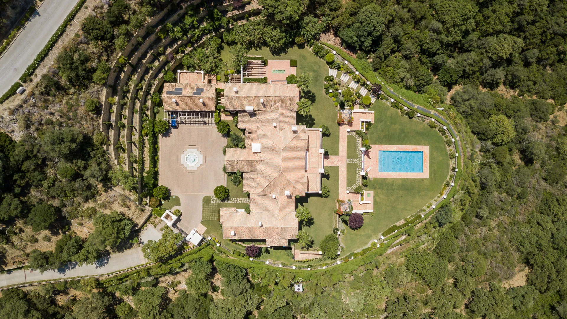 10 bedrooms La Zagaleta villa for sale