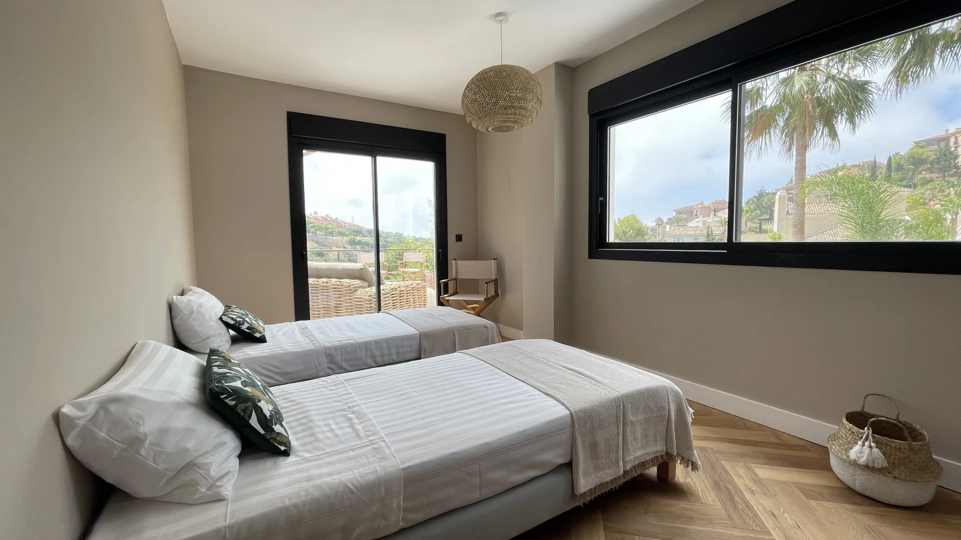 For sale Elviria villa