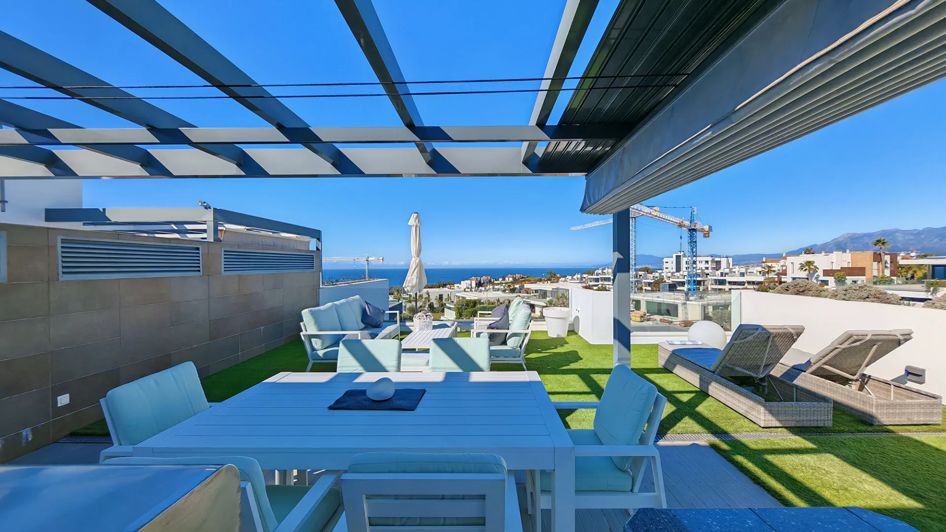 Penthouse in Cabopino for sale