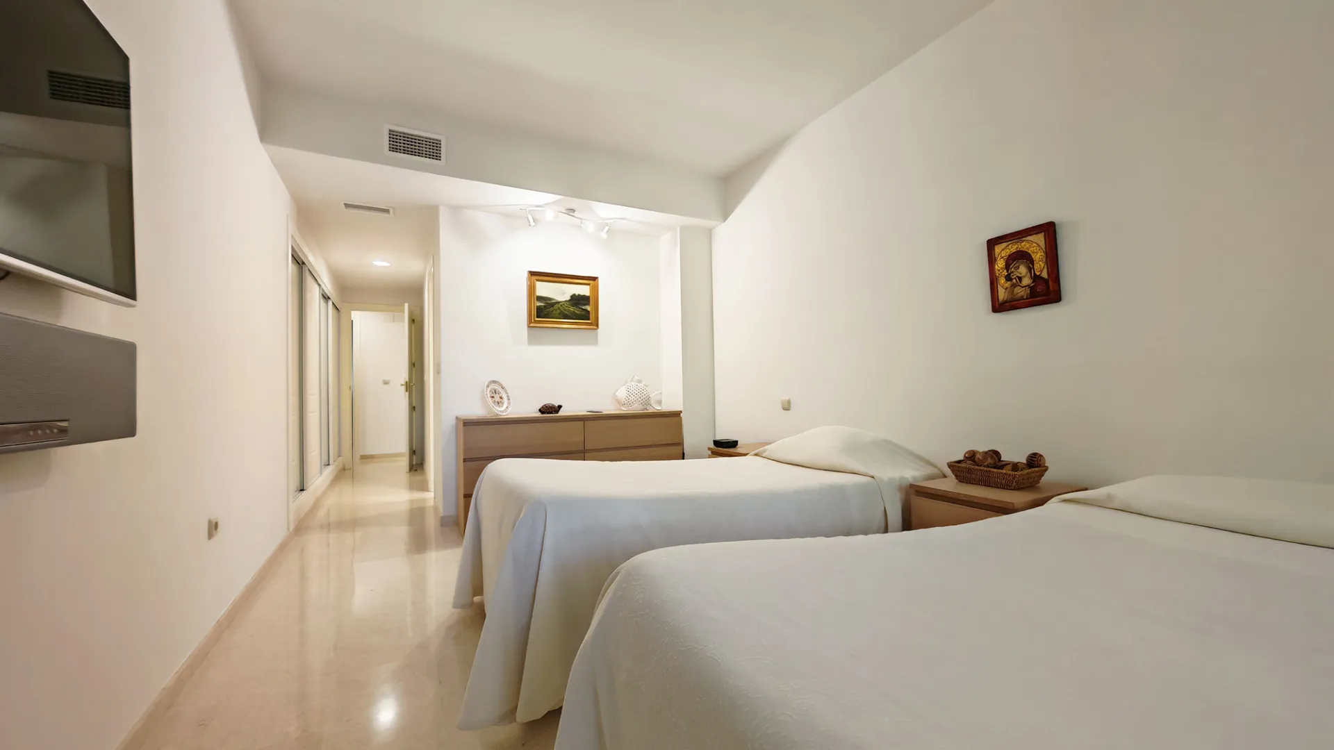 Elviria, apartamento planta baja con 2 dormitorios a la venta
