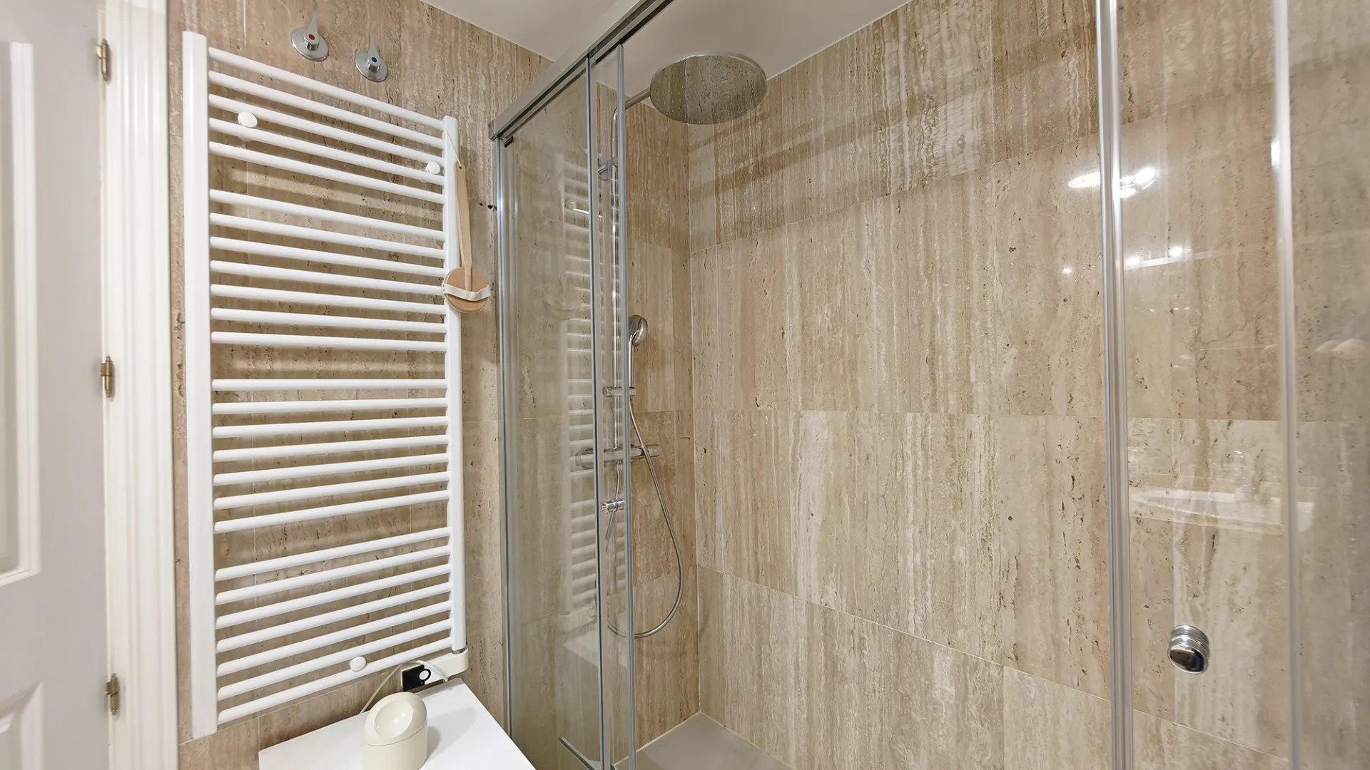 Elviria, apartamento planta baja con 2 dormitorios a la venta