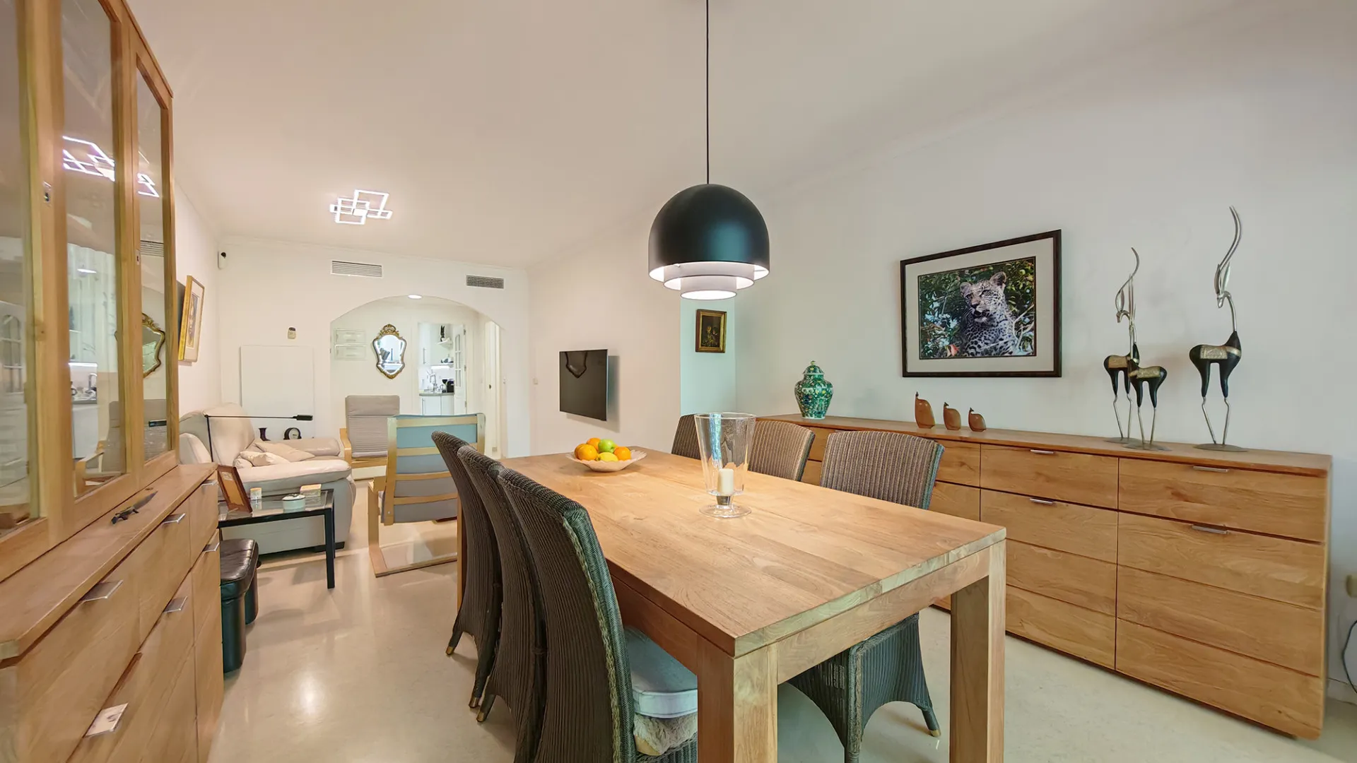 Elviria, apartamento planta baja con 2 dormitorios a la venta