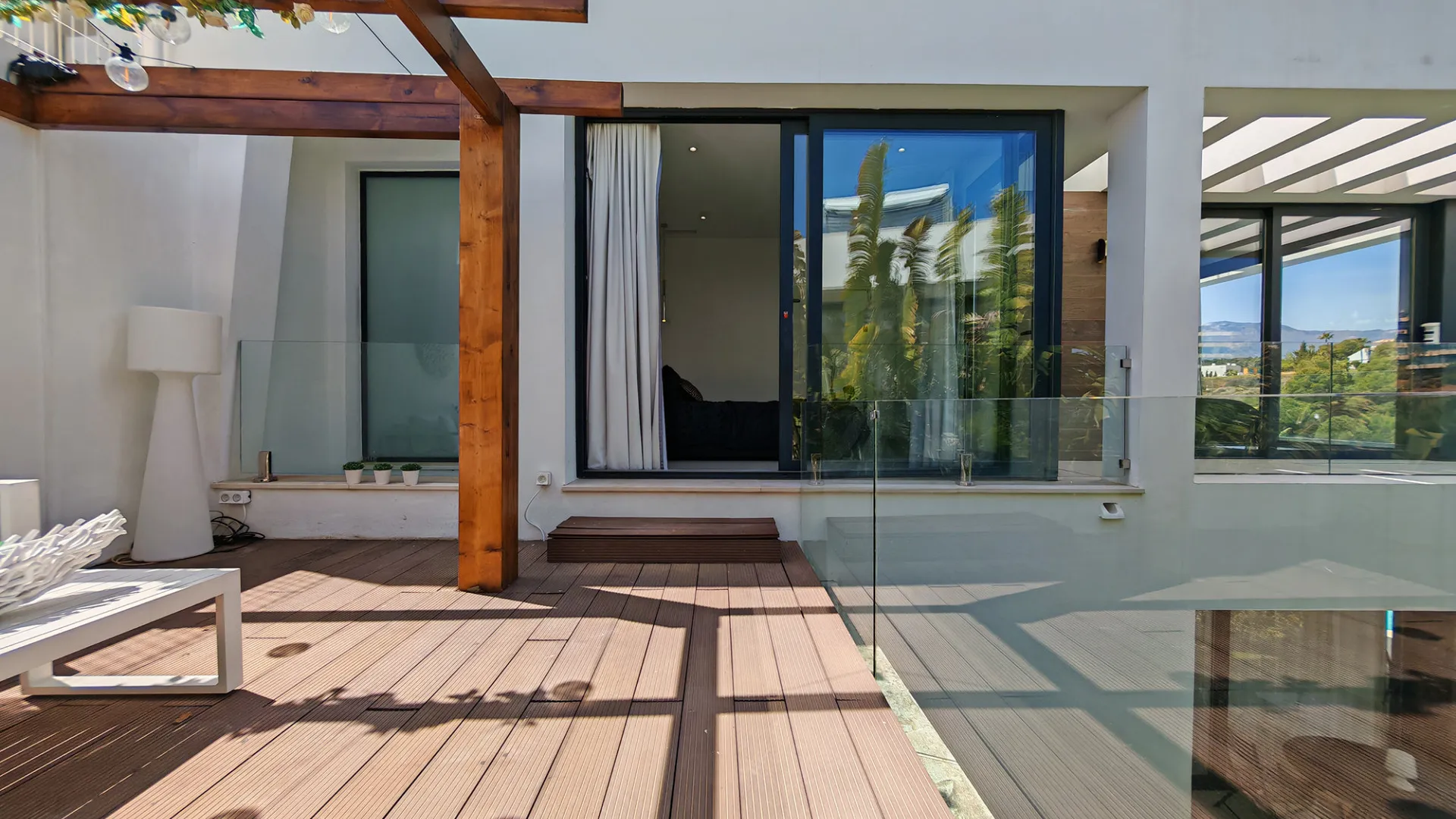 Villa de 5 dormitorios en venta en La Resina Golf