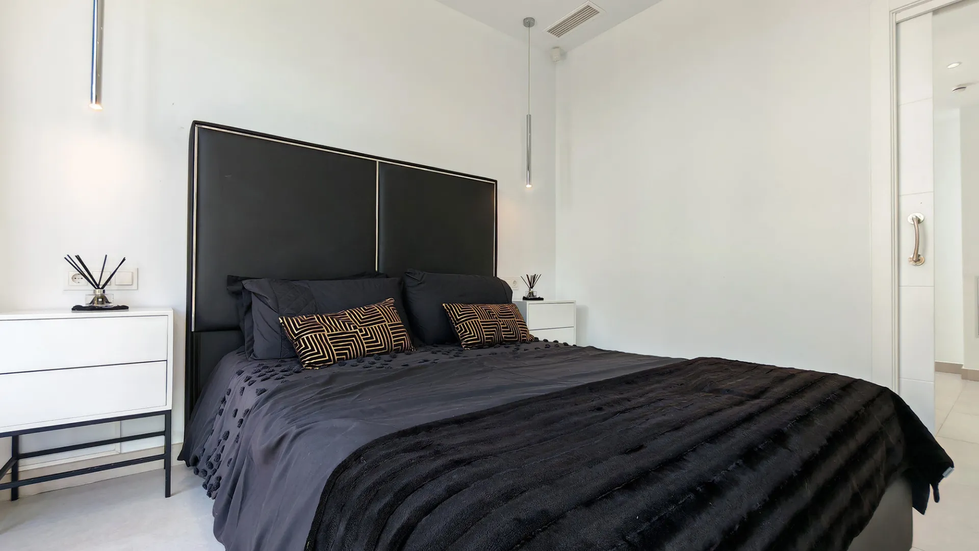 Villa de 5 dormitorios en venta en La Resina Golf