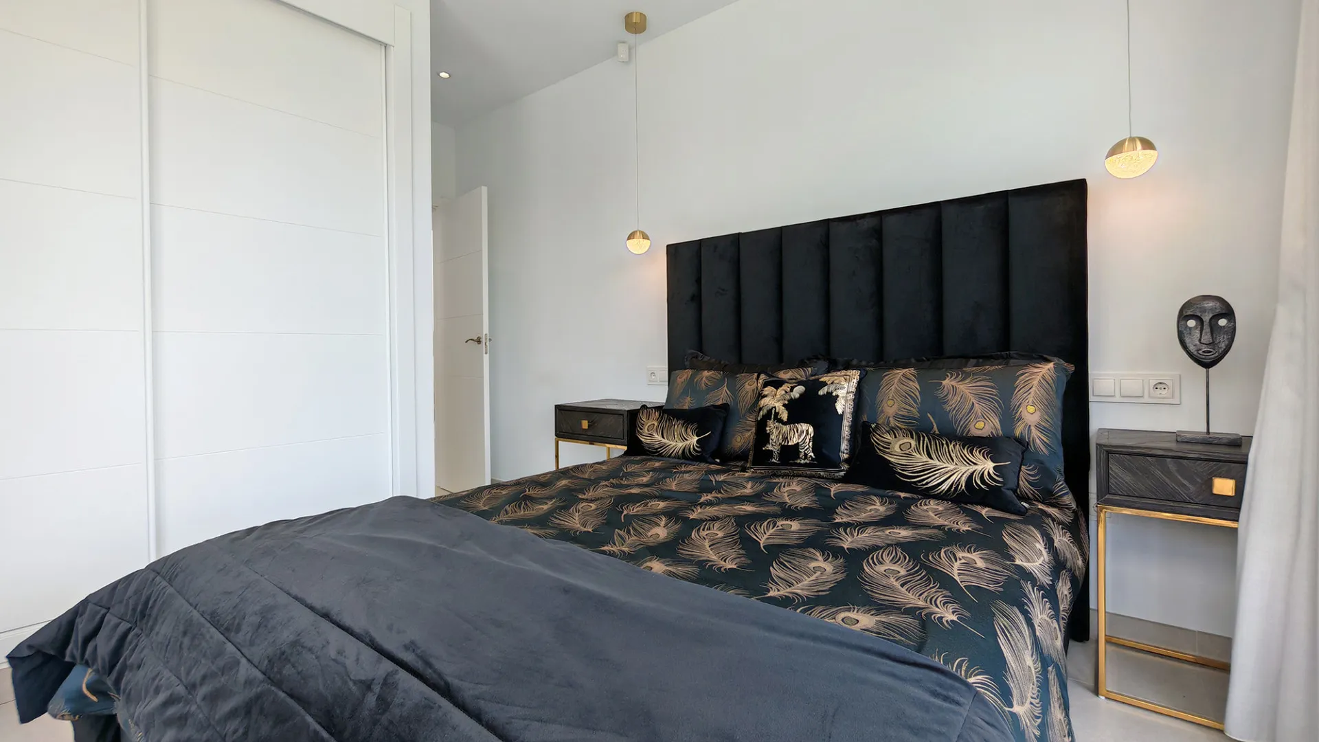 Villa de 5 dormitorios en venta en La Resina Golf