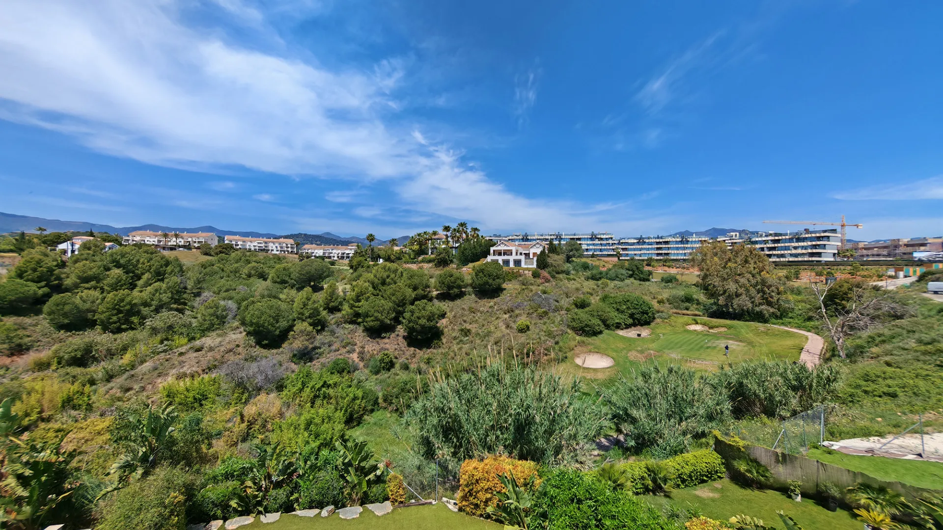 Villa de 5 dormitorios en venta en La Resina Golf