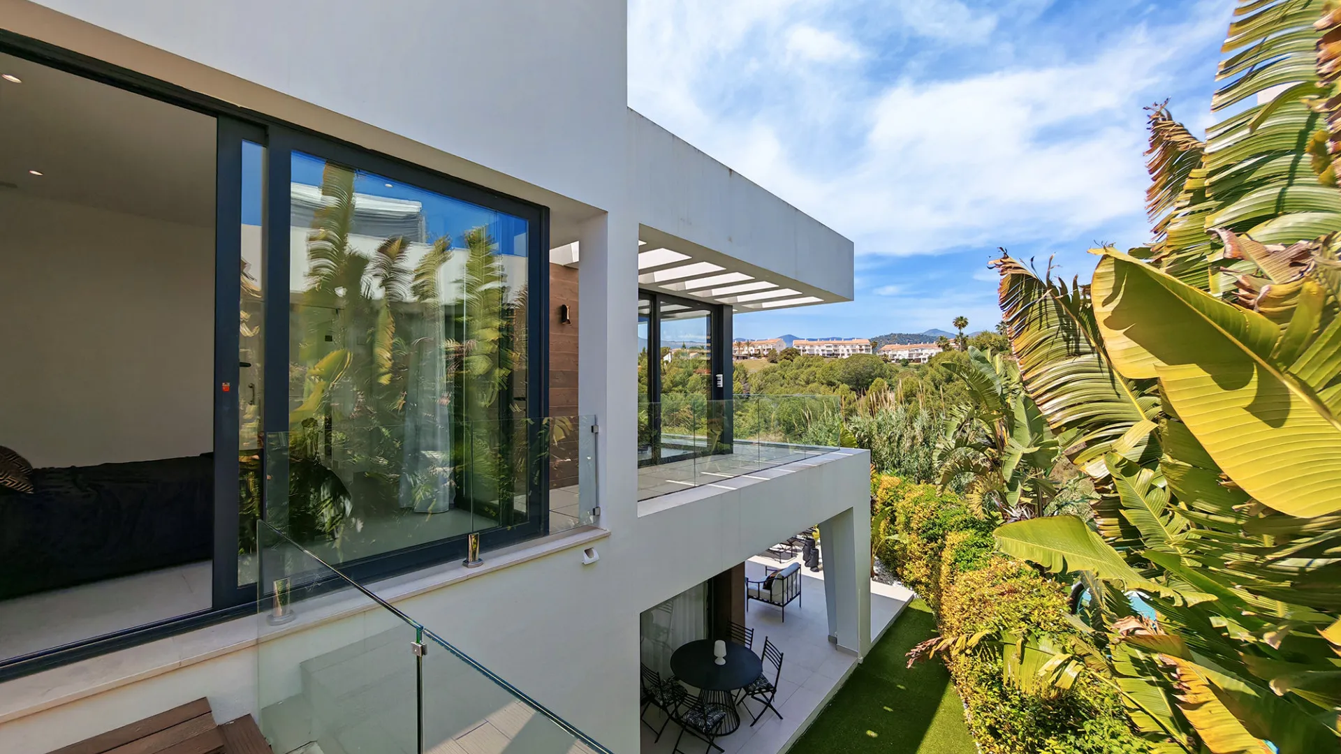 Villa de 5 dormitorios en venta en La Resina Golf