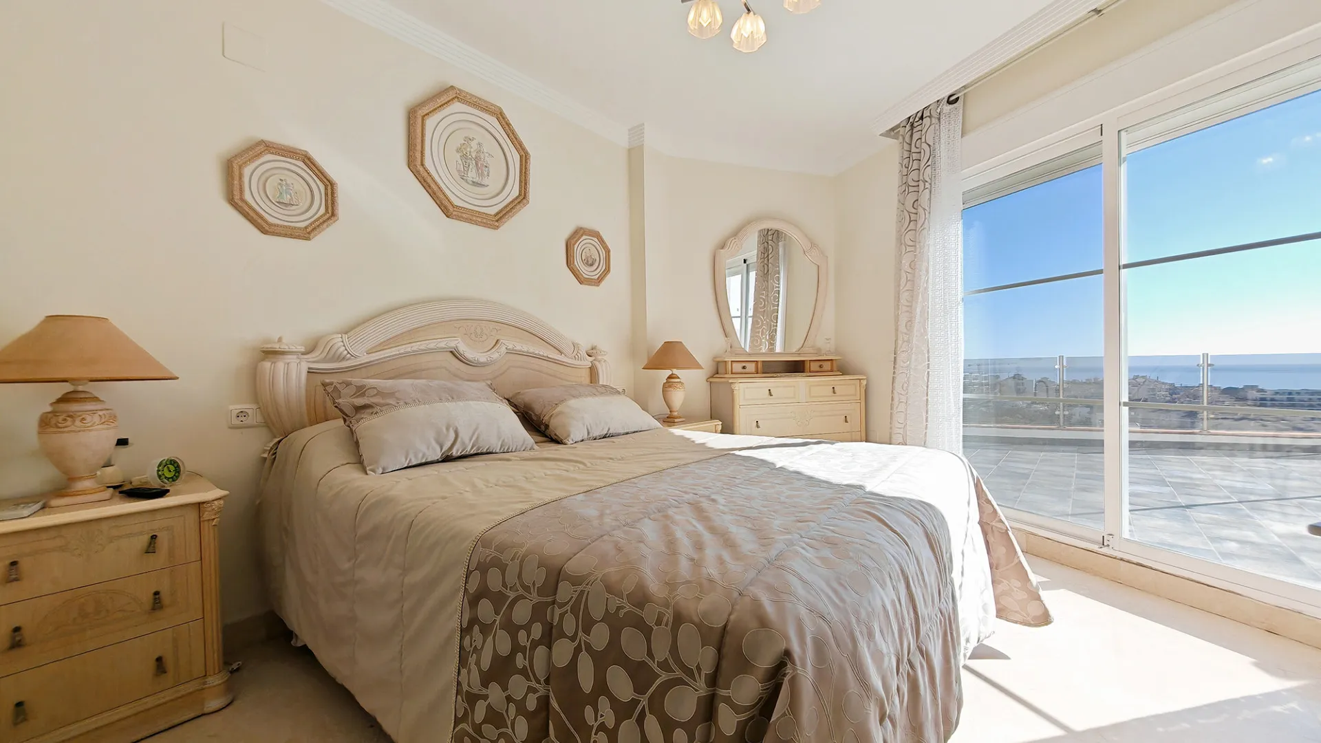 For sale villa in Riviera del Sol