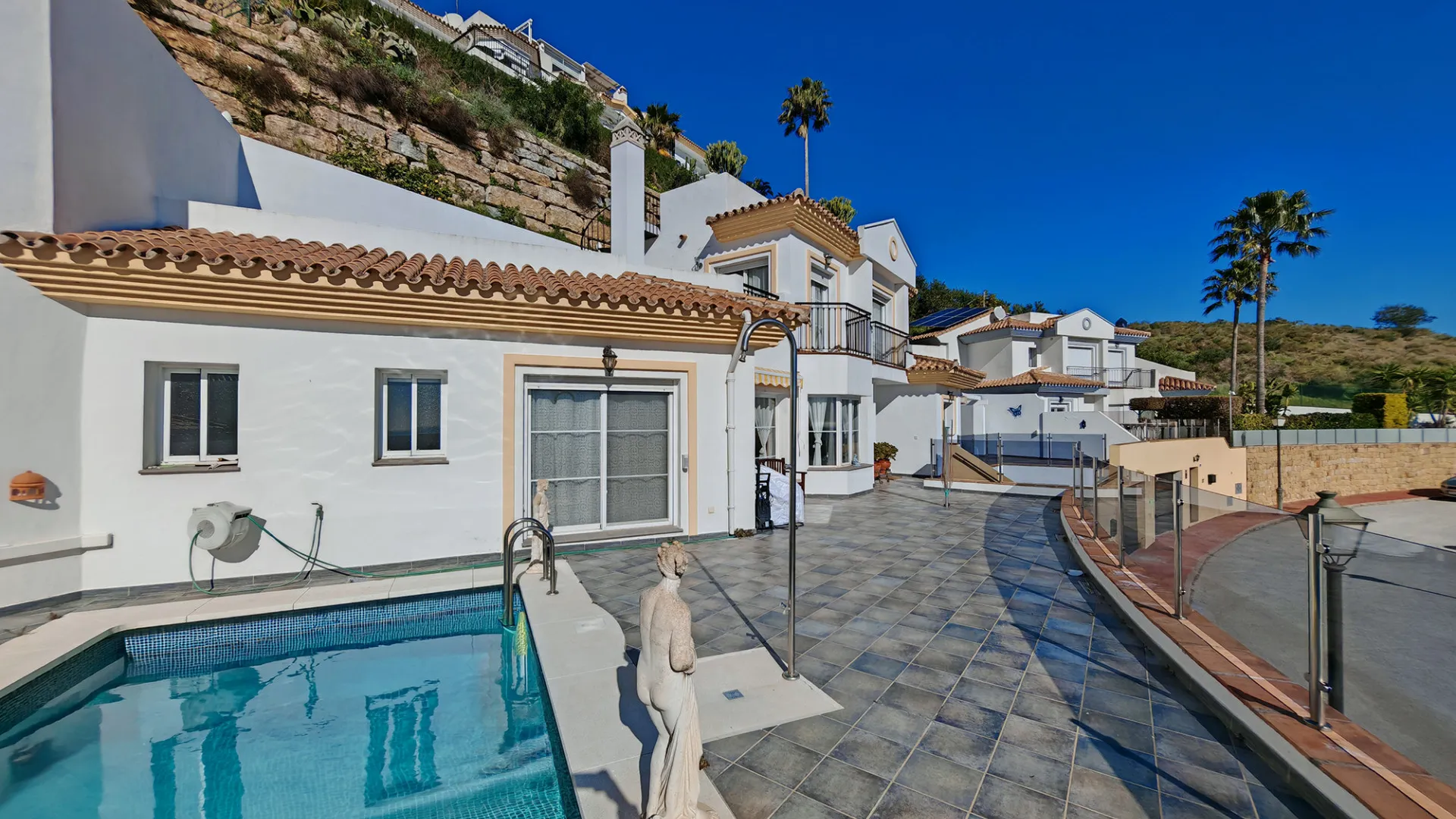 For sale villa in Riviera del Sol