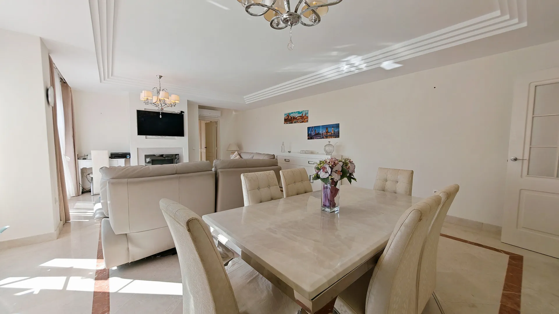 For sale villa in Riviera del Sol