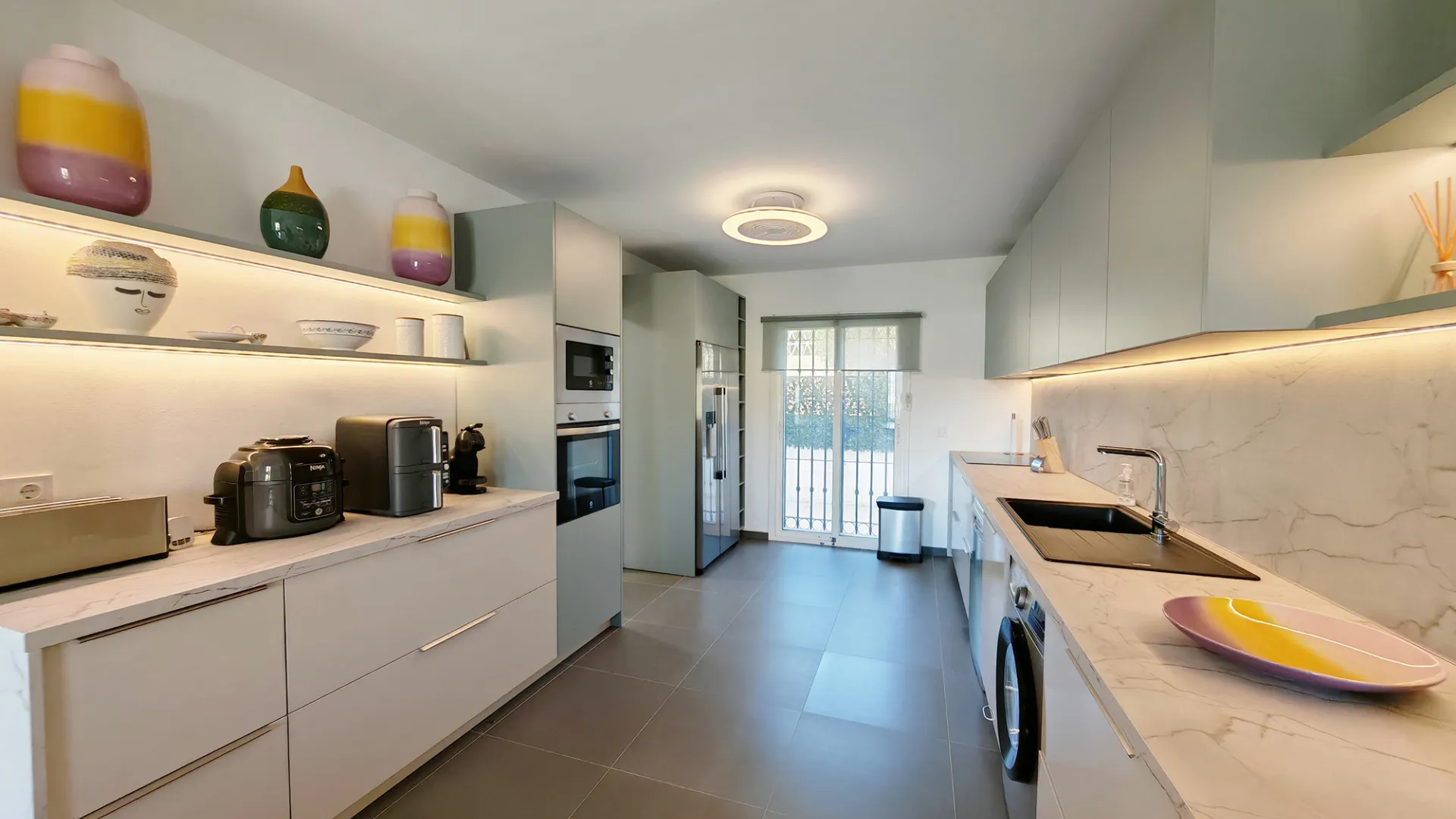 Buy town house in Riviera del Sol with 4 bedrooms