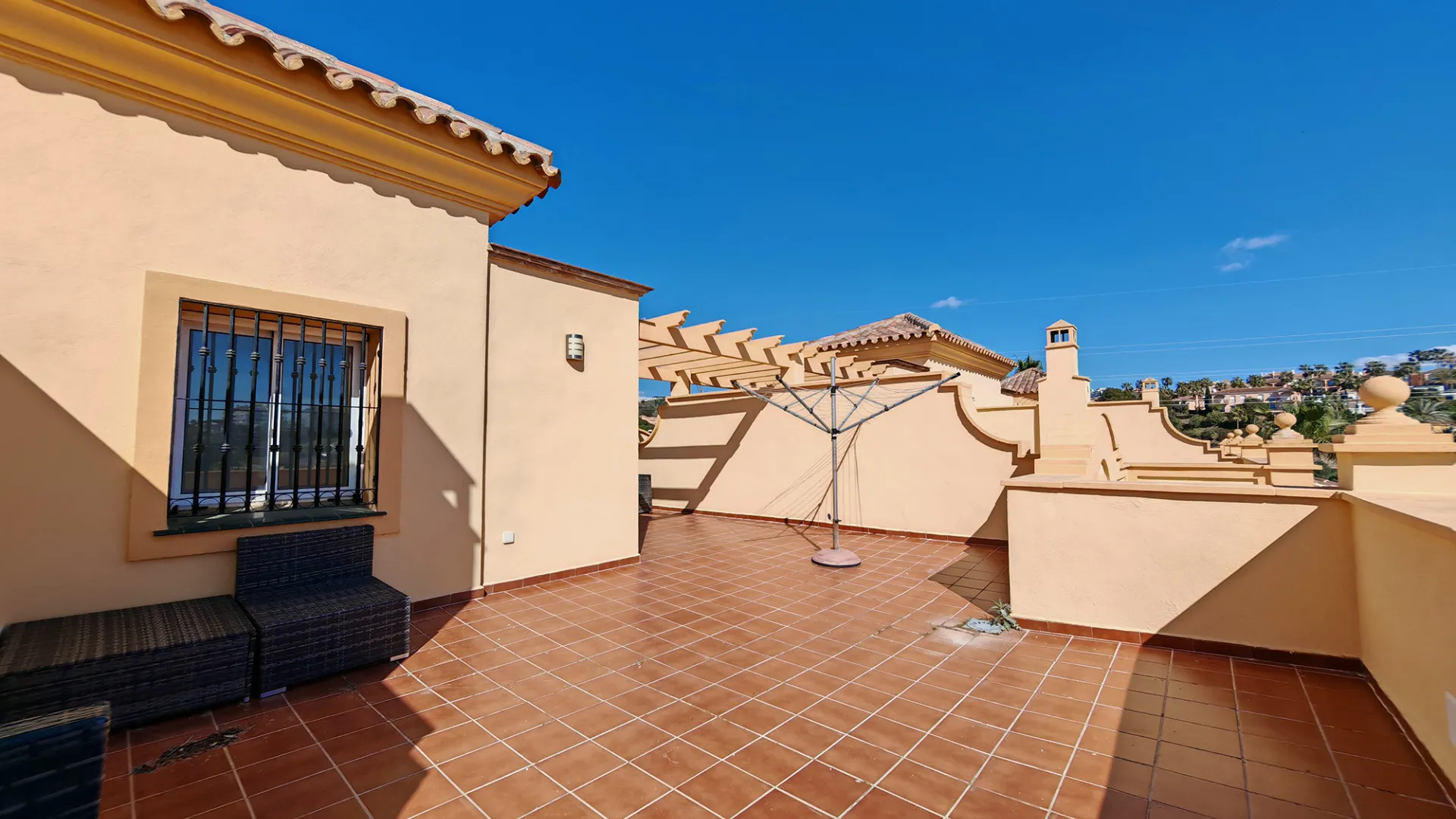 Buy town house in Riviera del Sol with 4 bedrooms