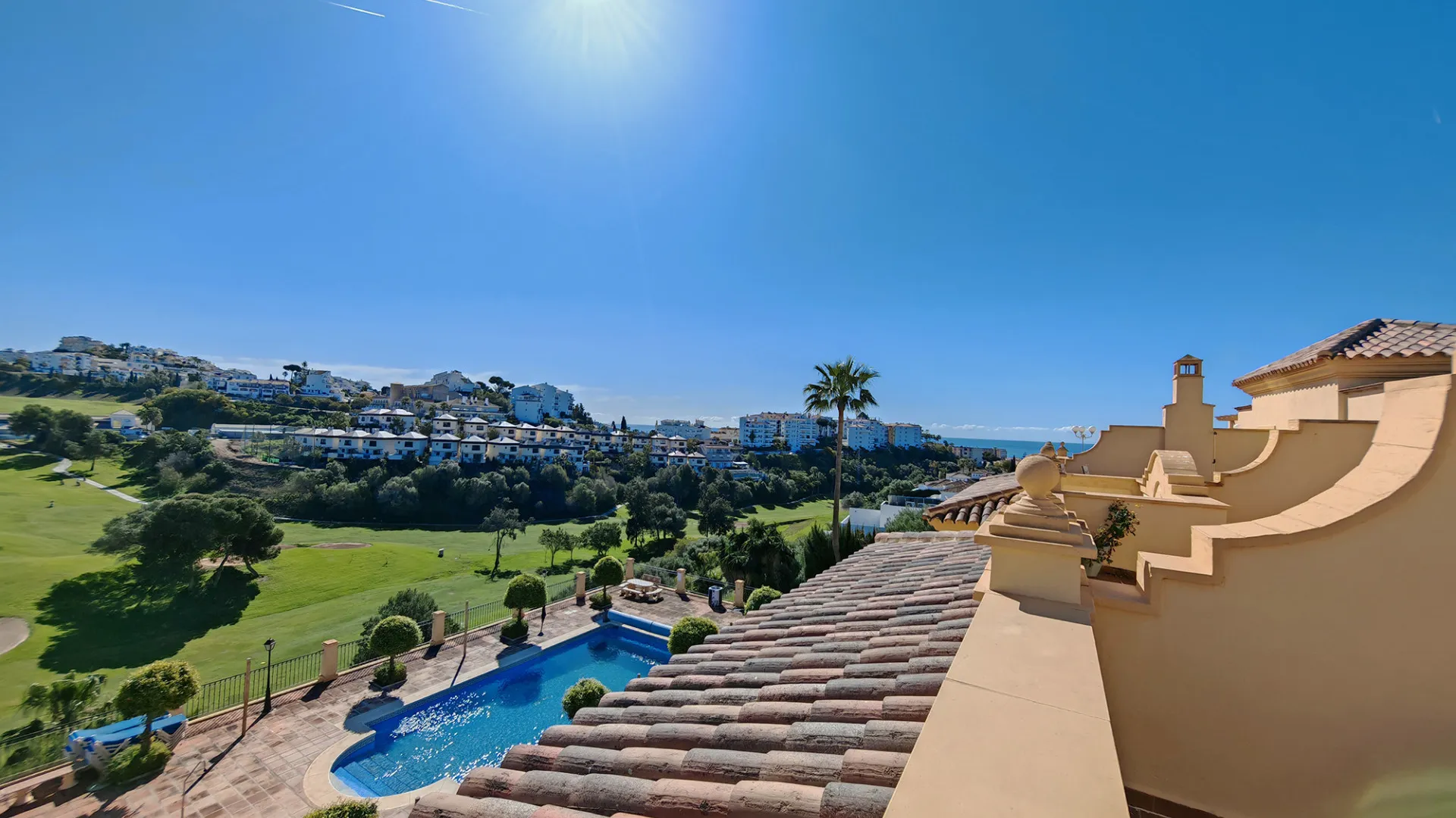 Buy town house in Riviera del Sol with 4 bedrooms