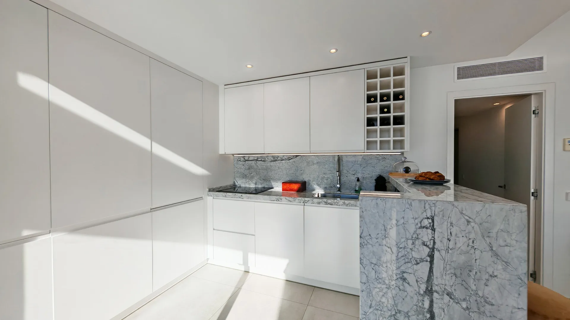 5 bedrooms villa for sale in El Chaparral