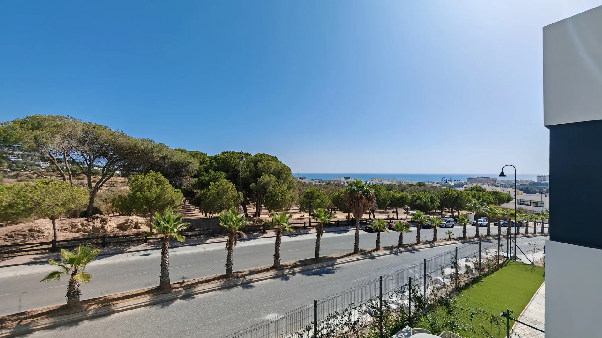 Se vende adosado de 4 dormitorios en Cala de Mijas
