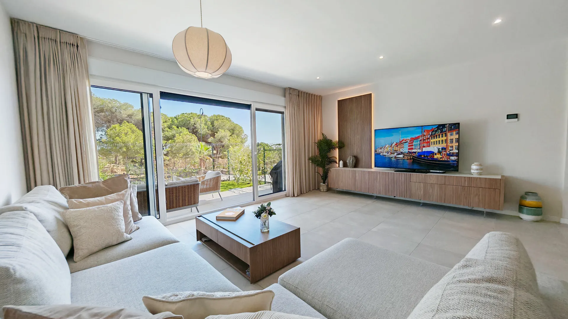 Se vende adosado de 4 dormitorios en Cala de Mijas