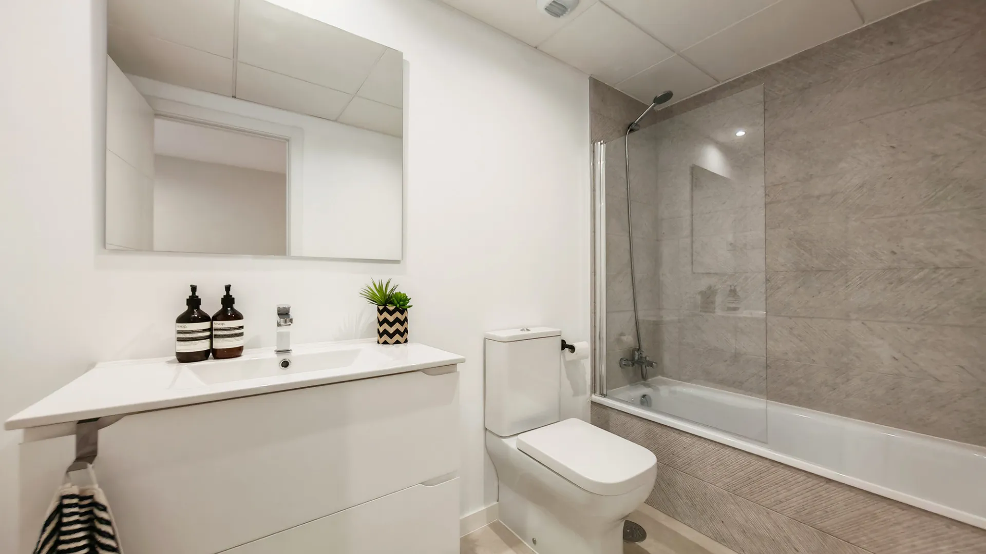 Se vende adosado de 4 dormitorios en Cala de Mijas