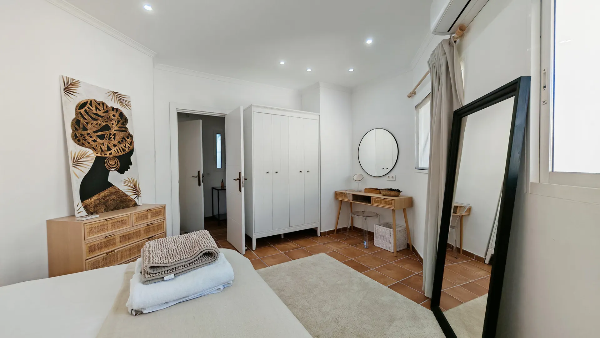 Villa in Las Chapas for sale