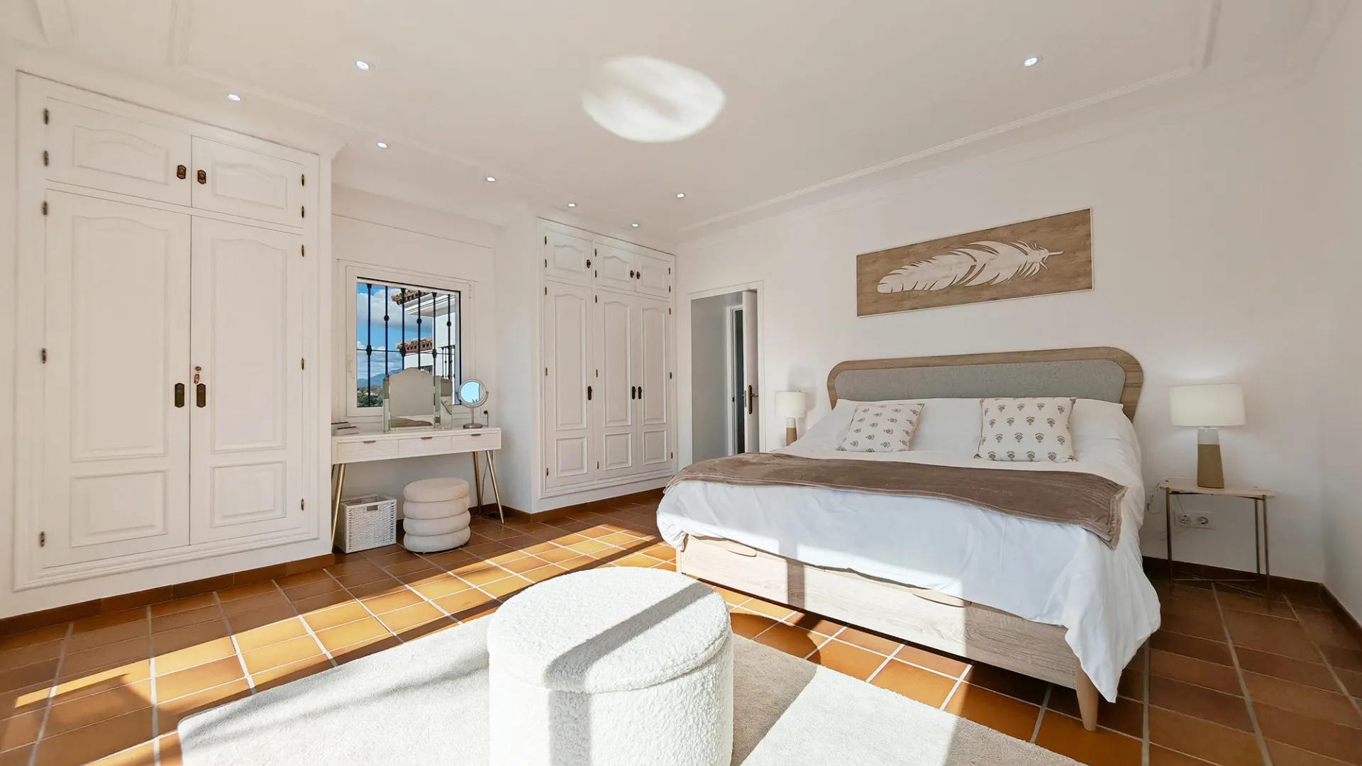 Villa in Las Chapas for sale