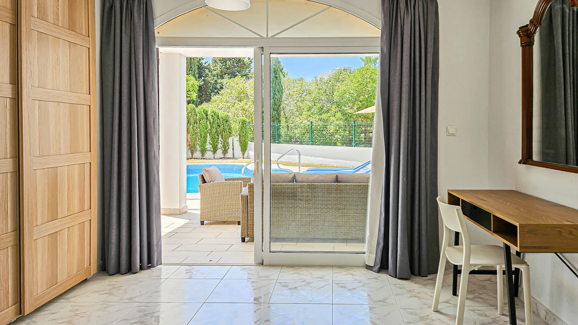 Se vende villa en Riviera del Sol de 4 dormitorios